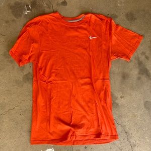 Nike T-shirt